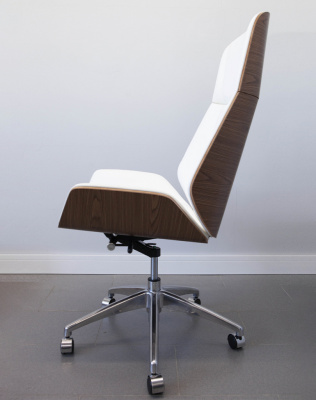 Кресло из натуральной кожи, каркас дерево арт. FX-BC06 - купить в Нальчике. Цена 34 820.52 руб.